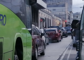 A partir de este jueves se espera incremento de tráfico en el área metropolitana