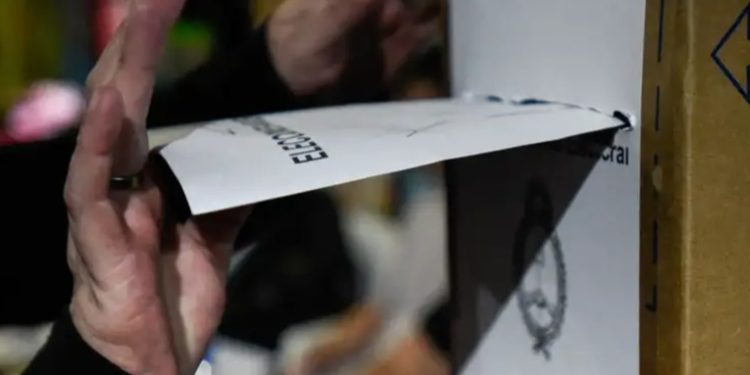 Abren centros de votación para las elecciones en Argentina