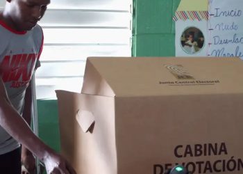 Abstención en comicios municipales dominicanos supera el 53%