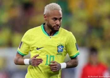 Absuelven a Neymar de cargos de corrupción y estafa en España