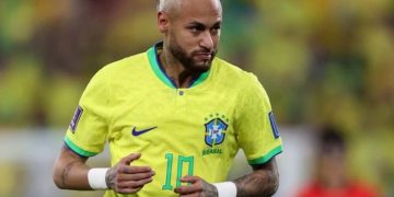 Absuelven a Neymar de cargos de corrupción y estafa en España