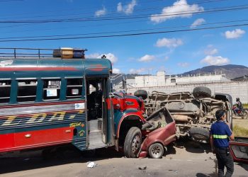 Accidente de tránsito en Quetzaltenango deja tres muertos