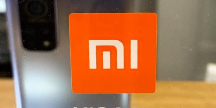 Aconsejan deshacerse cuanto antes de móviles chinos, por censura