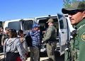 Acusan a migrantes por cruzar franja entre EE.UU. y México