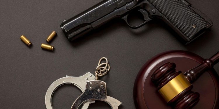 Acusan a policías en EE.UU. de encubrir una red de trata a cambio de relaciones sexuales gratis con las víctimas