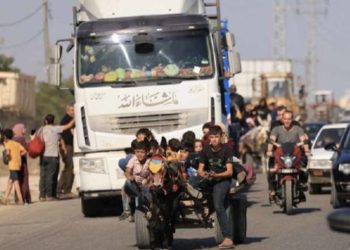 Advertencia de evacuación: miles de palestinos huyen del norte de Gaza