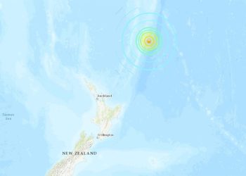 Advierten a la región del Pací­fico por olas de tsunami