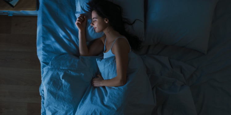 Advierten que anunciantes buscan la forma de 'inyectar' publicidad en las personas mientras duermen.