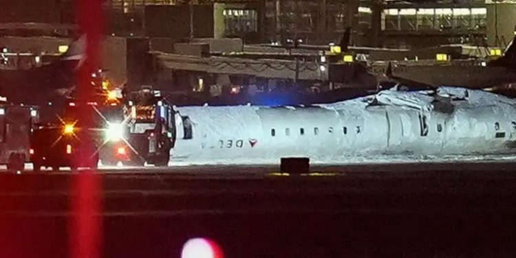 Aeropuerto de Toronto no quiere 'especular' sobre accidente