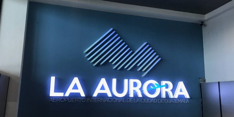 Aeropuerto Internacional La Aurora en condiciones deplorables según autoridades de gobierno