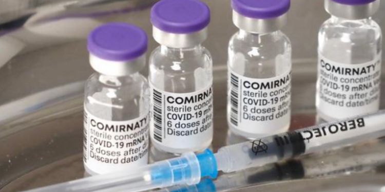 Agencia europea aprueba uso de vacuna de BioNTech en niños de 5 a 11 años