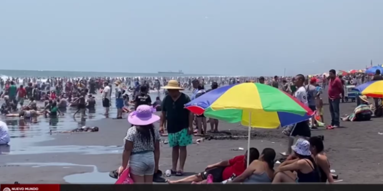 Aglomeraciones durante la Semana Santa podrí­an incidir en un repunte de casos de COVID-19