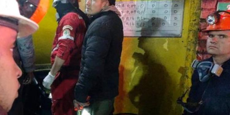 Al menos 11 personas mueren en explosión de minas en Colombia