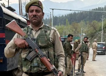Al menos 26 muertos en ataque contra turistas en Cachemira