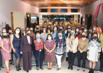 Al menos 350 mujeres lideran empresas exportadoras en el paí­s