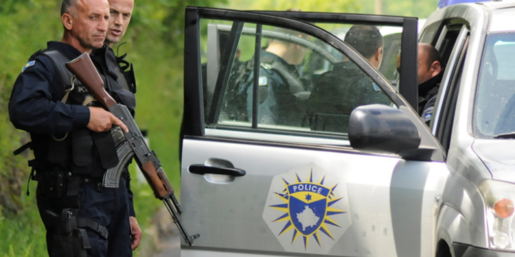 Al menos 4 muertos, incluidos dos menores, por disparos contra un autobús escolar en Kosovo