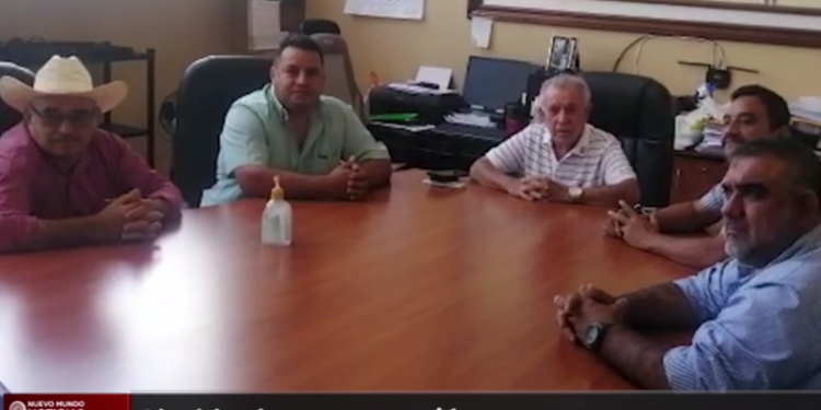 Alcaldes de Chiquimula mostraron su molestia por la ausencia de ministros a reunión importante