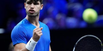 Alcaraz se impone a Fritz y culmina la remontada para dar la Laver Cup a Europa