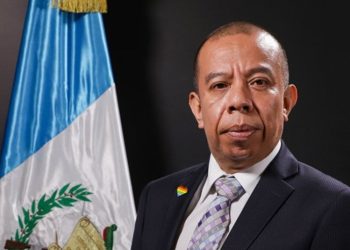 Aldo Dávila asegura que el rechazo a su inscripción se debe a persecución polí­tica