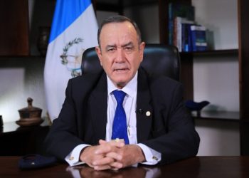 Alejandro Giammattei da a conocer el reglamento para el registro de las empresas reclutadoras