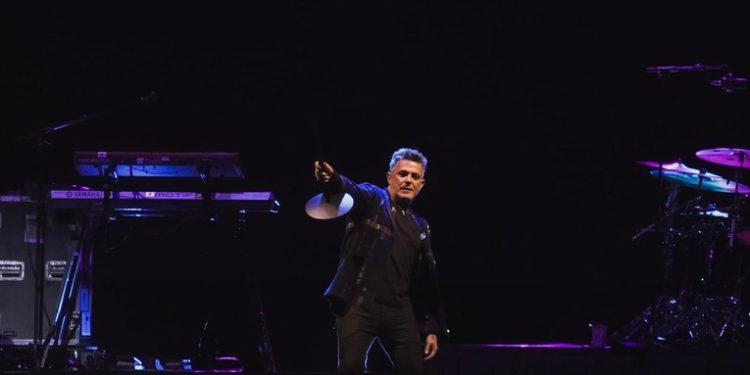 Alejandro Sanz regala una noche de ensueño a los guatemaltecos