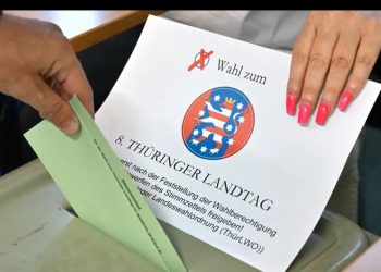 Alemania: abren colegios electores en Turingia y Sajonia
