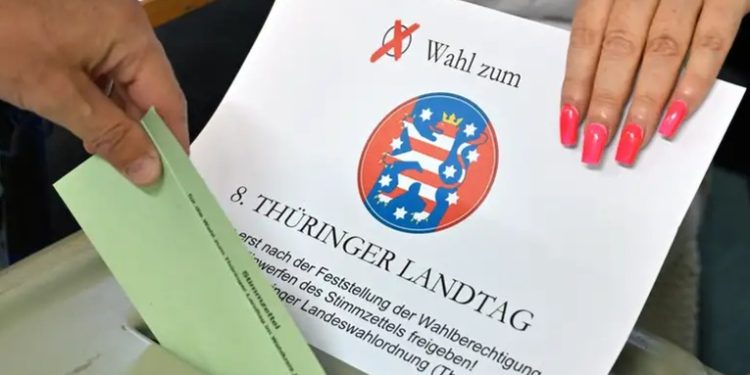 Alemania: abren colegios electores en Turingia y Sajonia