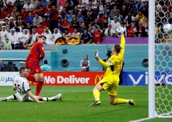 Alemania arranca un punto ante España, que aplaza el pase a octavos del Mundial de Qatar