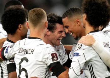 Alemania asume liderato de grupo tras golear a Armenia