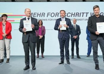 Alemania: partidos oficializan coalición que reemplazará al gobierno de Merkel