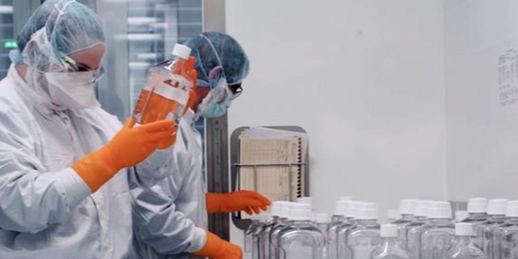 Alemania podría tener vacuna contra ómicron en septiembre