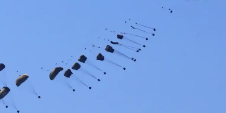 Alemania se suma a lanzar ayuda aérea a Gaza