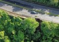 Alerta en carretera a El Salvador: Socavón de grandes proporciones obliga a reducir circulación