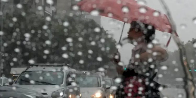 Alerta naranja por fuerte temporal de lluvia en Buenos Aires