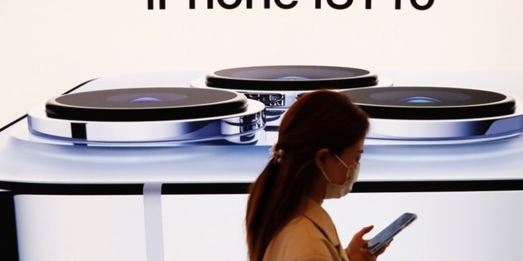 Alertan de un déficit global de teléfonos iPhone, Â¿a qué se debe?