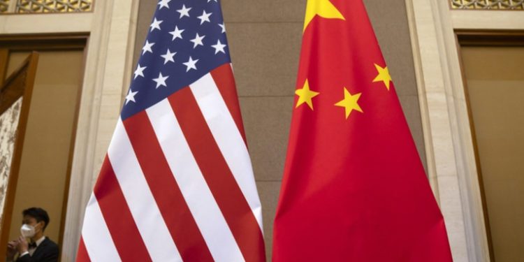 Altos mandos militares de EE.UU. y China hablan por primera vez en más de un año