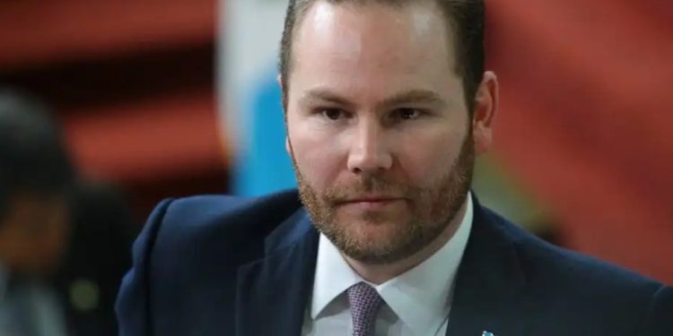 Álvaro Arzú acusa a diputados de Semilla de utilizar reforma sobre maras para beneficio propio