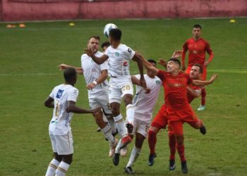 Amargo empate en el clásico #316