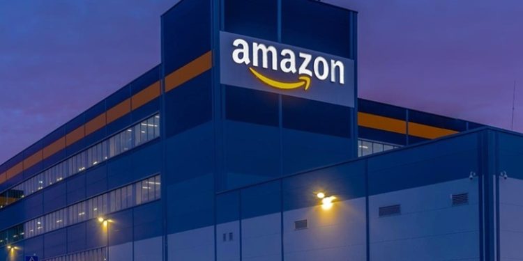 Amazon comenzará a entregar los pedidos de sus clientes en una comunidad californiana por medio de drones