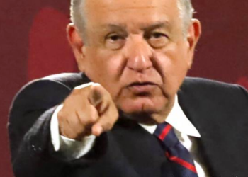 AMLO reconoce que el sistema de salud en México