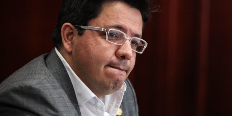 Ampliación presupuestaria pendiente de votación en la comisión, según Julio Héctor Estrada