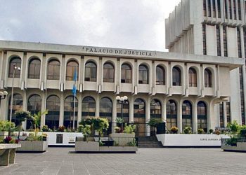 Amplí­an vacunación en el Organismo Judicial
