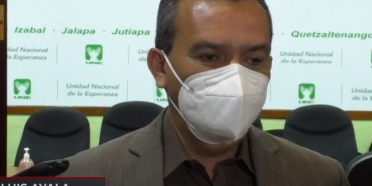 Analizan sanciones que podrí­an imponerse a gasolineras