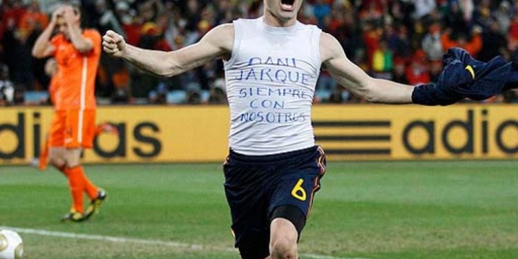 Andrés Iniesta se retira del fútbol profesional