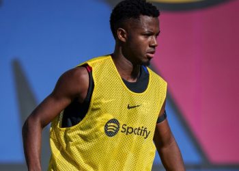 Ansu Fati se lesiona en un entrenamiento con el Barça