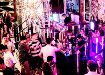 Antigua suspende celebración de Halloween