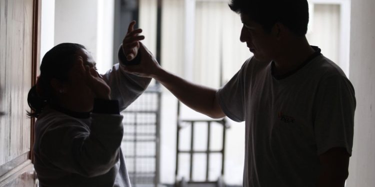 Anuncian que el próximo año se tendrán oficinas que atienda casos de violencia contra la mujer