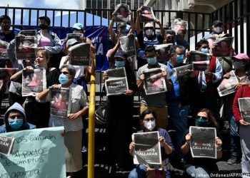 APG denuncia 105 ataques a periodistas en 2022