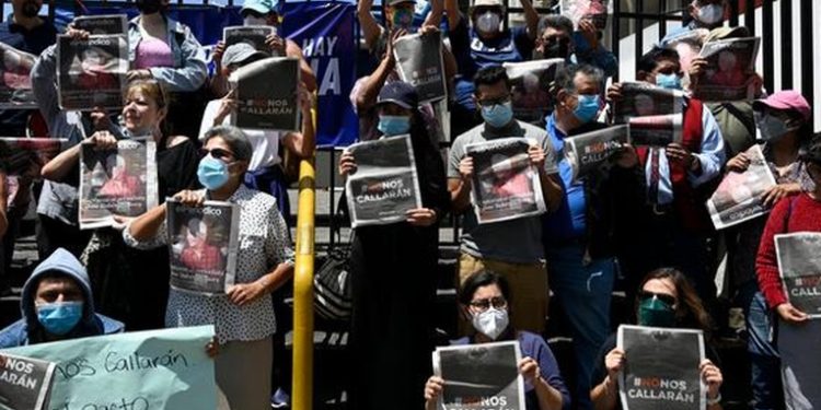 APG denuncia 105 ataques a periodistas en 2022