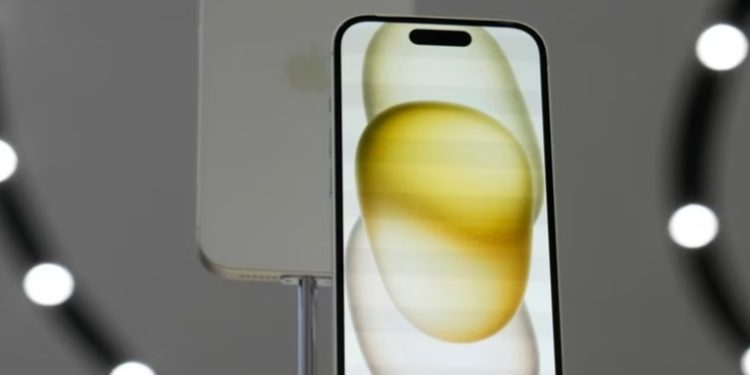 Apple atribuye sobrecalentamiento de iPhone 15 a defecto de software